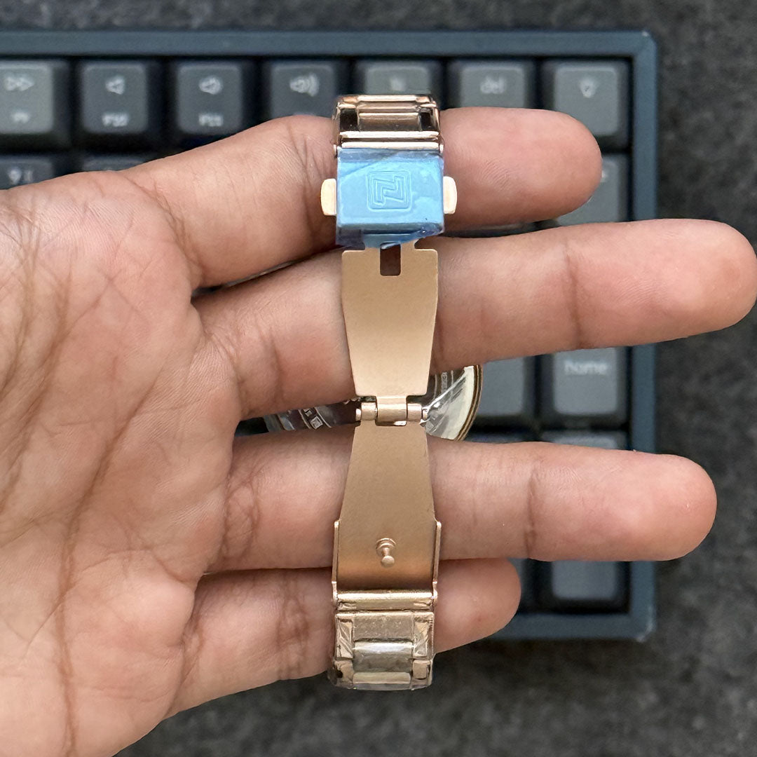 Reloj de Dama Naviforce 5008 | Elegancia Minimalista con Esfera de Nácar