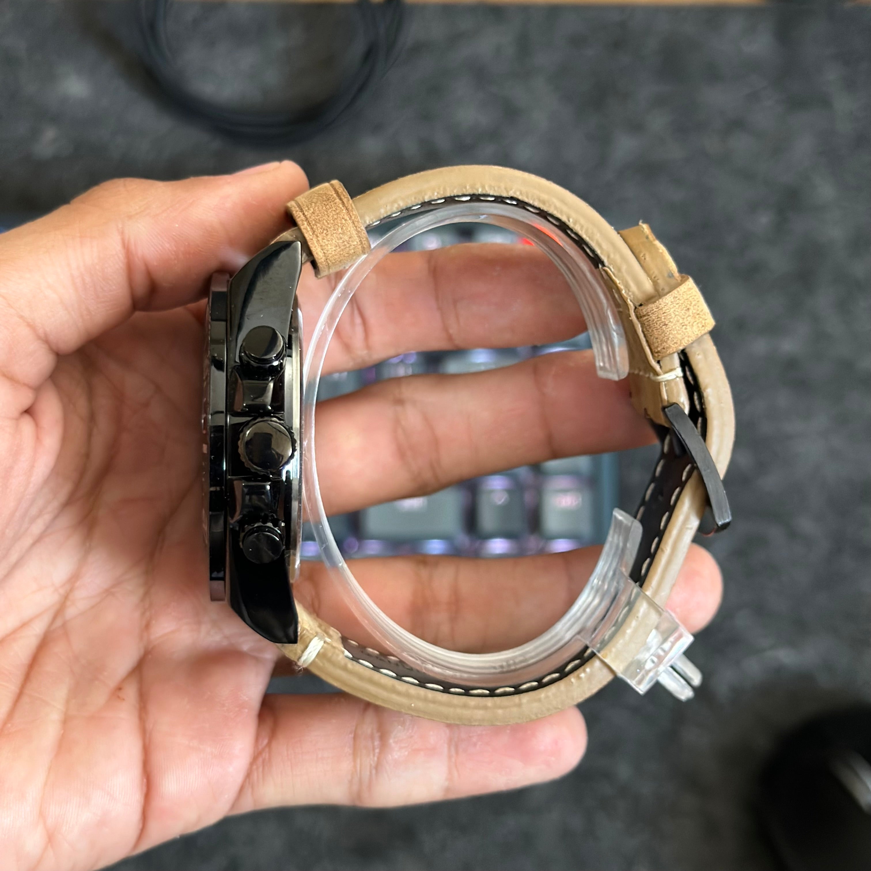 Reloj Megir deportivo con correa de cuero y cronógrafo | MG-2132