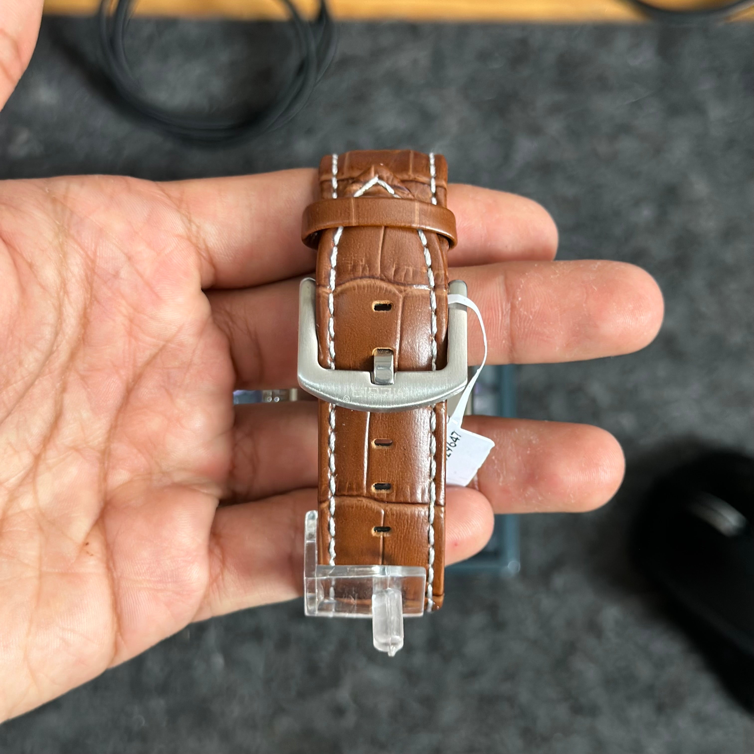 Reloj Megir 2028 Rectangular para Hombre | Carácter y Estilo Moderno