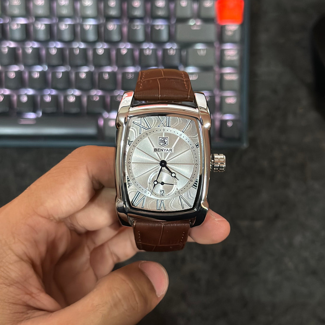 Elegante Reloj Benyar con clase para hombre | BY-5114