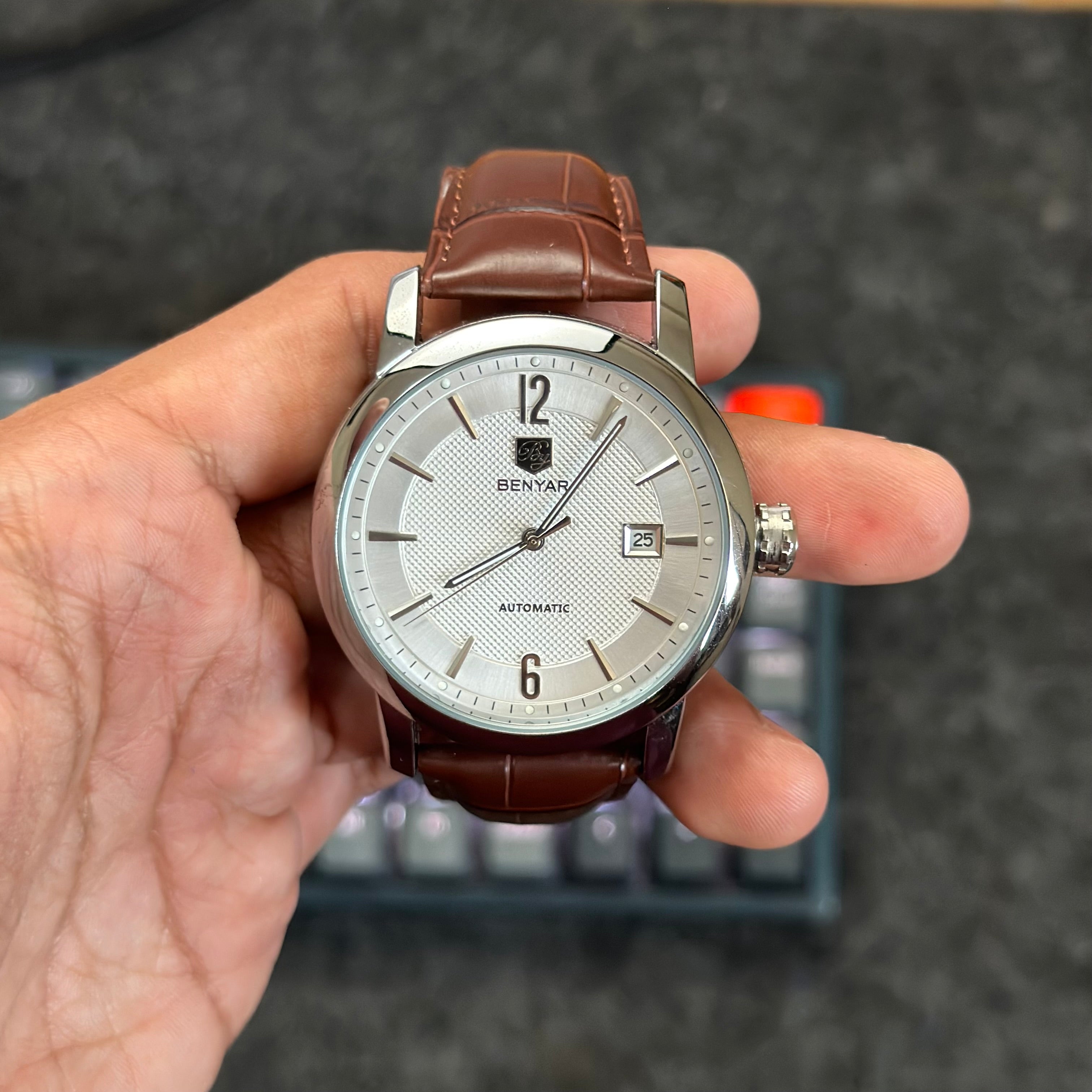Elegante Reloj Benyar automático | BY-5144