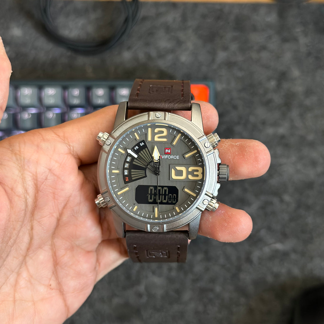 Reloj Naviforce estilo militar con alarma | NF-9095