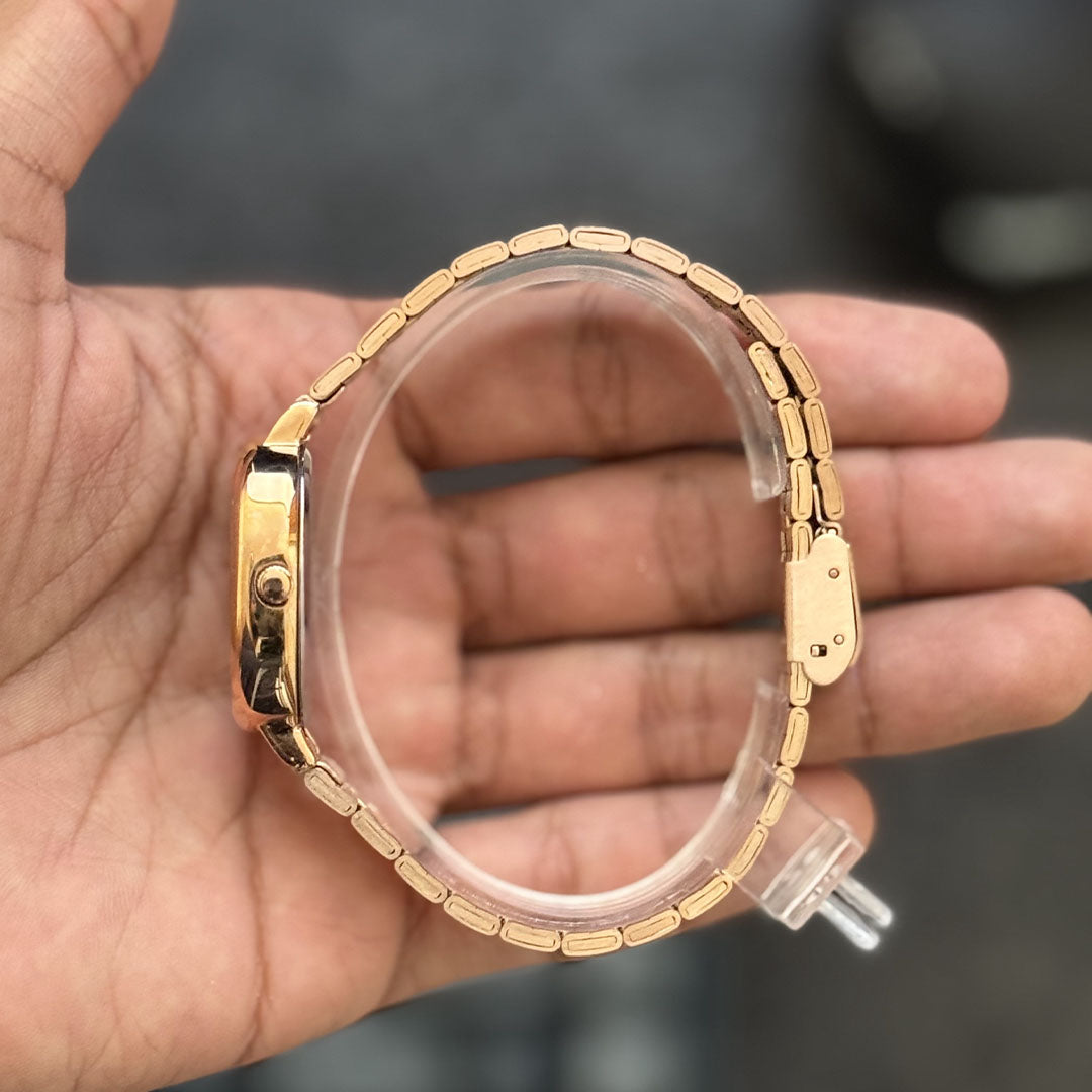 Reloj Shengke 0174 para Dama | Diseño Ovalado Minimalista
