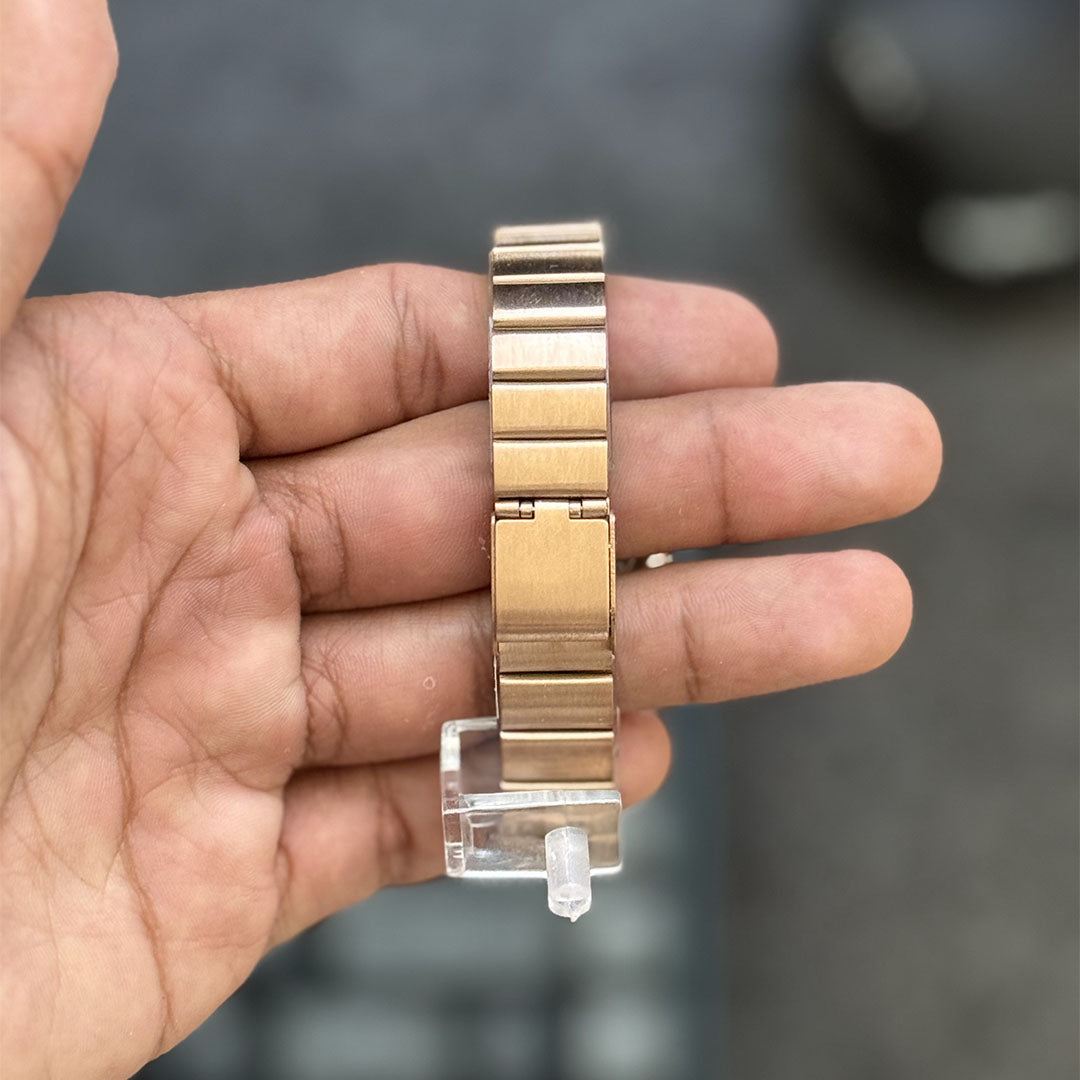 Reloj Shengke 0174 para Dama | Diseño Ovalado Minimalista
