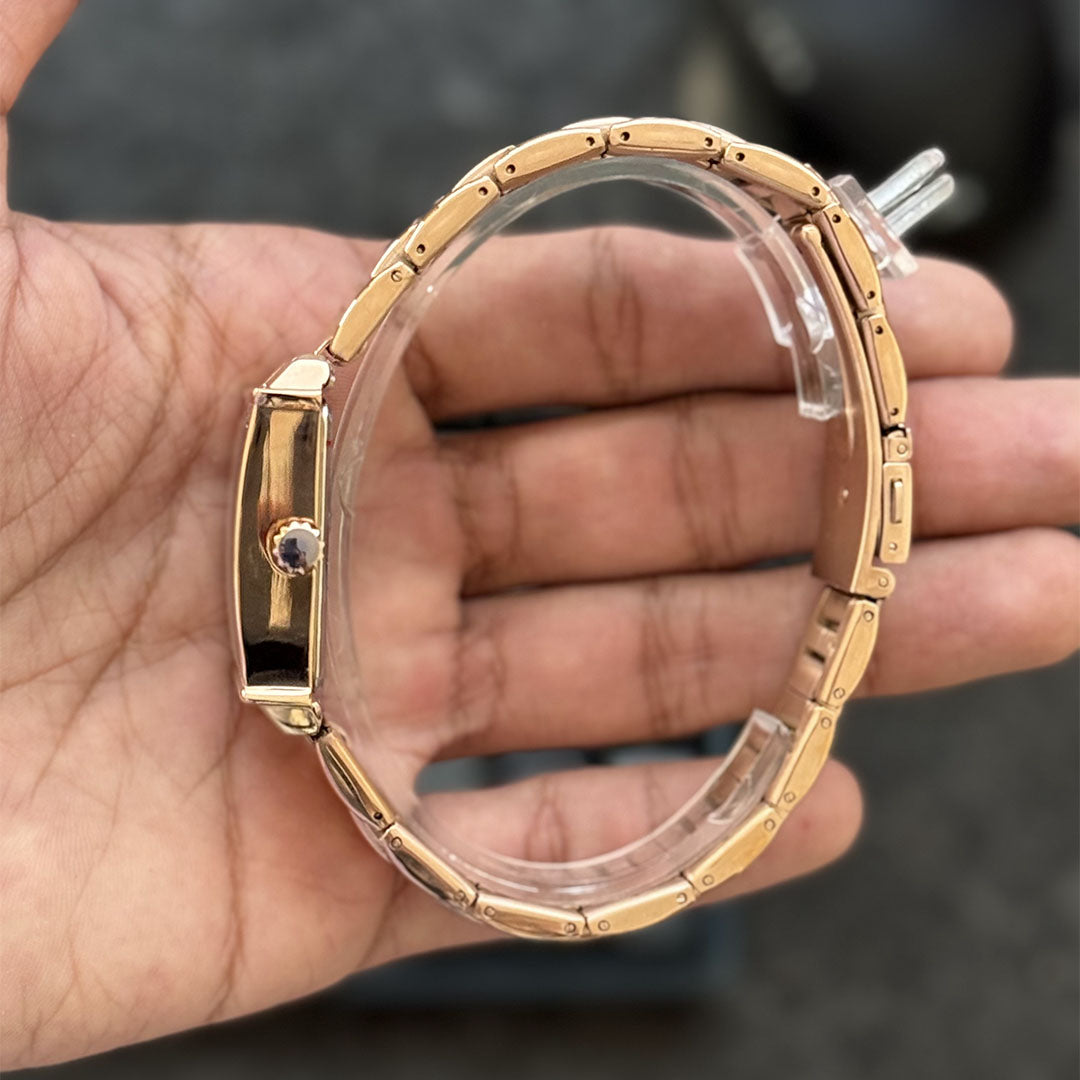 Reloj Rectangular Megir 1079 para Mujer | Clásico y Sofisticado