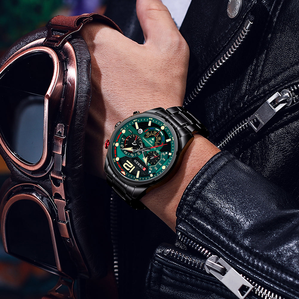 Foto en muñeca de un hombre de un reloj Curren 8395 para caballero
